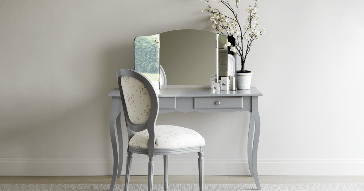 Bedroom dressing clearance table stools