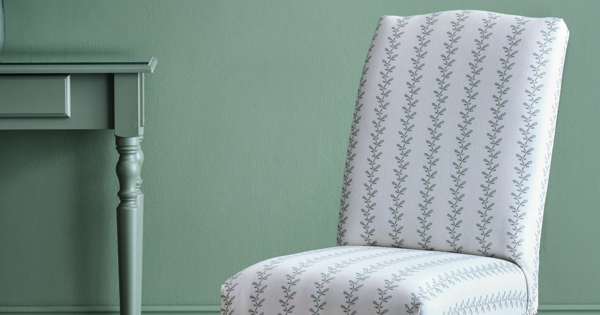 Blue and top white slipper chair