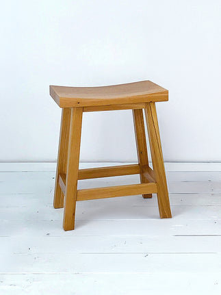 Nordic stool low