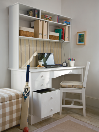 Childrens Rochester single pedestal table