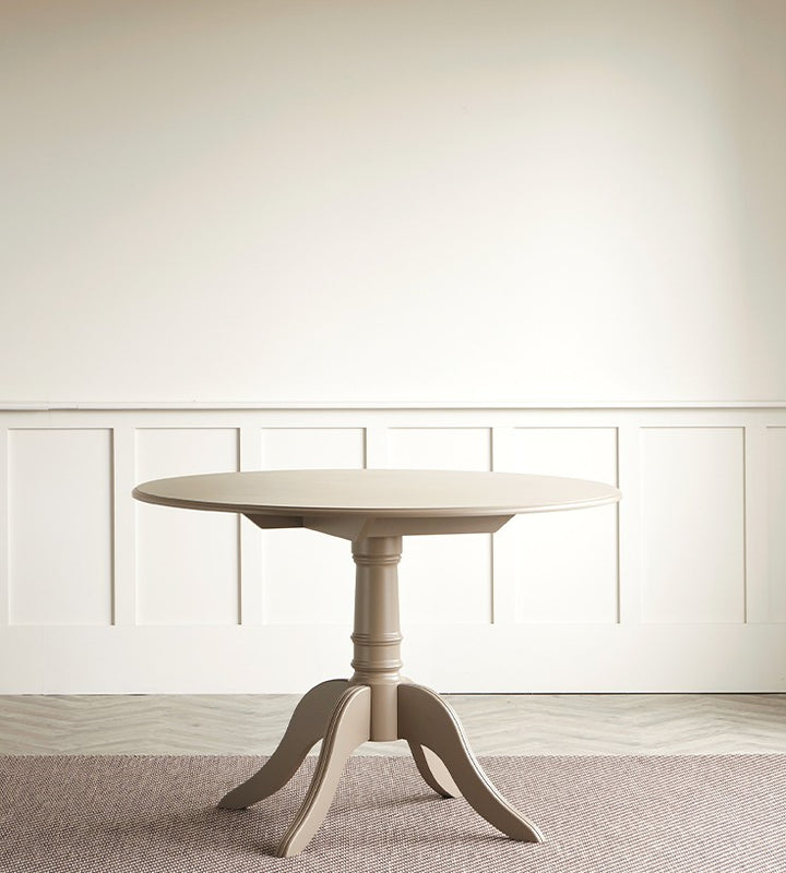 Evesham dining table