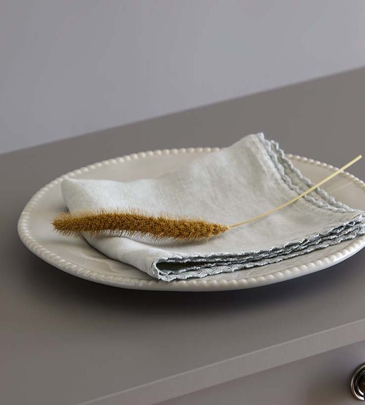 Soft blue lace napkin - set of 4