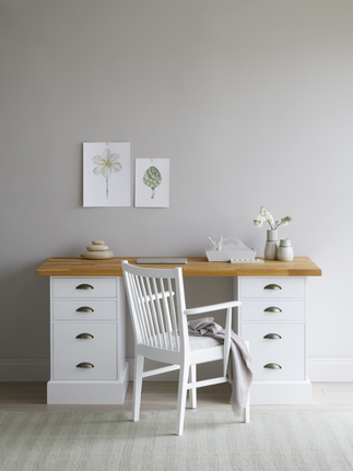 Design your own modular desk with oak top