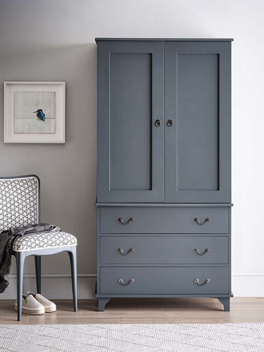 Evesham three drawer wardrobe The Dormy House