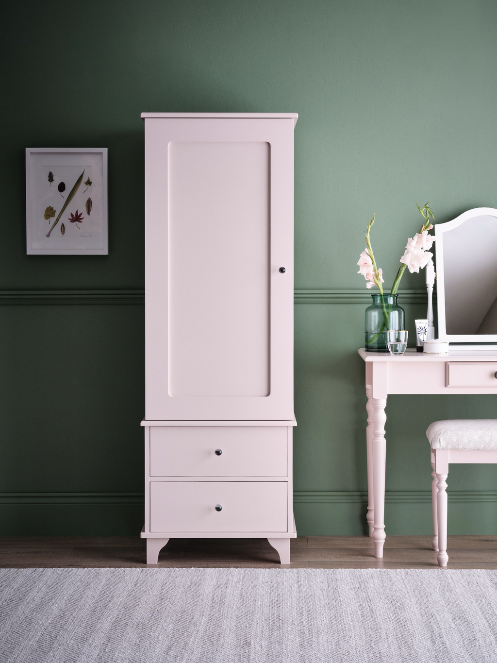 Single wardrobe with side shelves discount