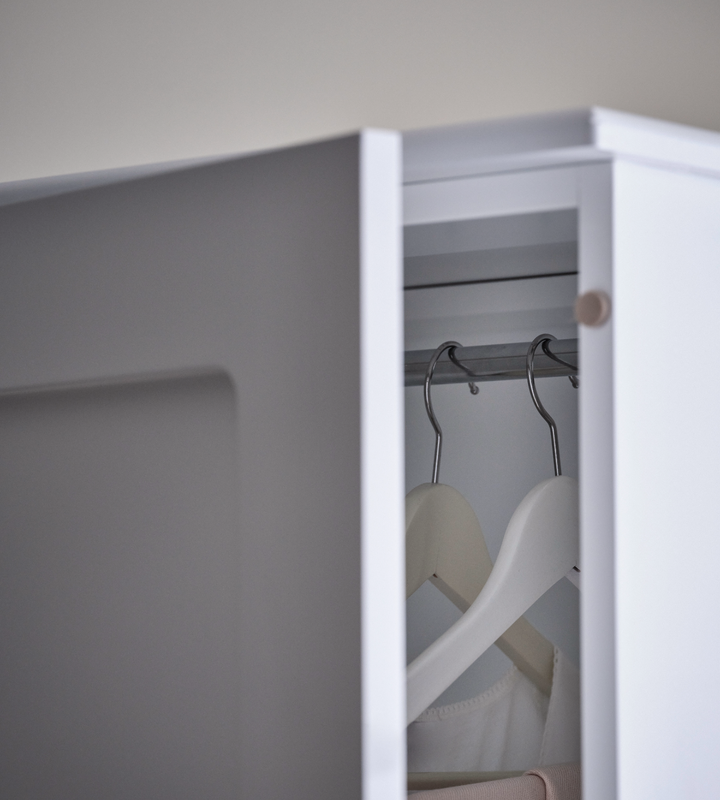 Children's Evesham single three drawer wardrobe