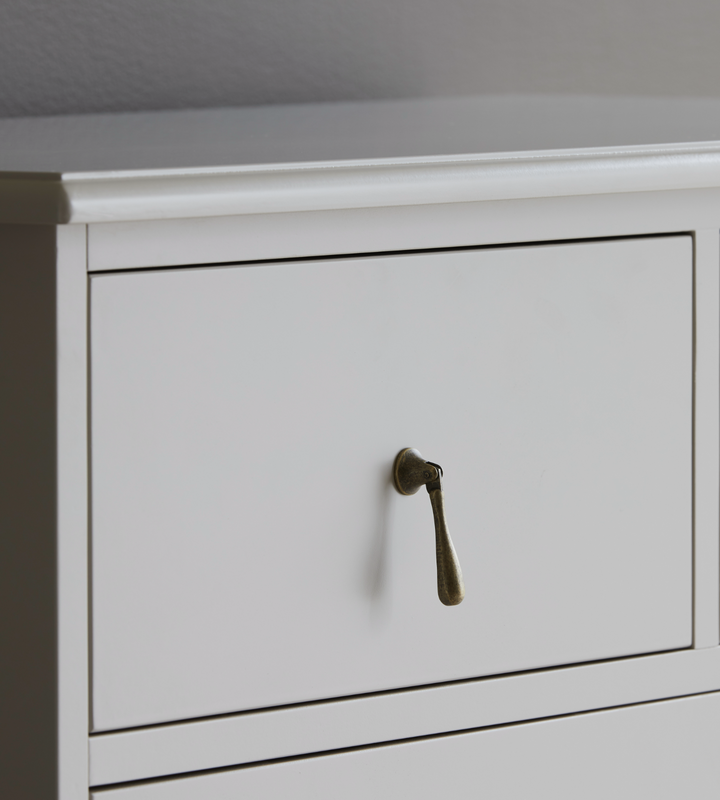 Extra large Evesham chest of drawers