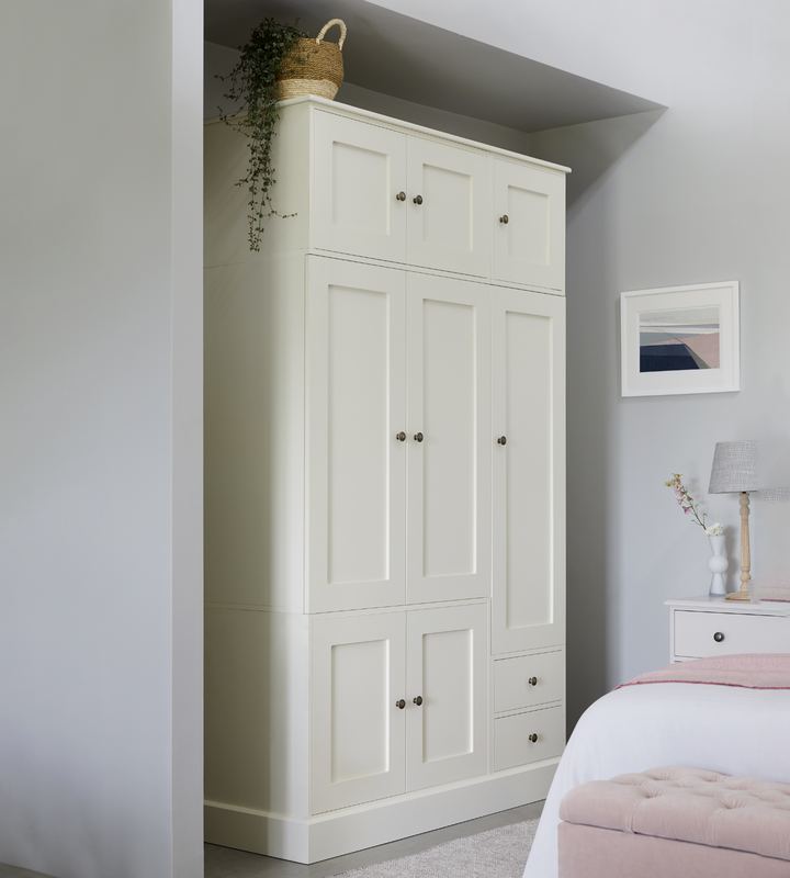 Portland triple wardrobe with top cupboards