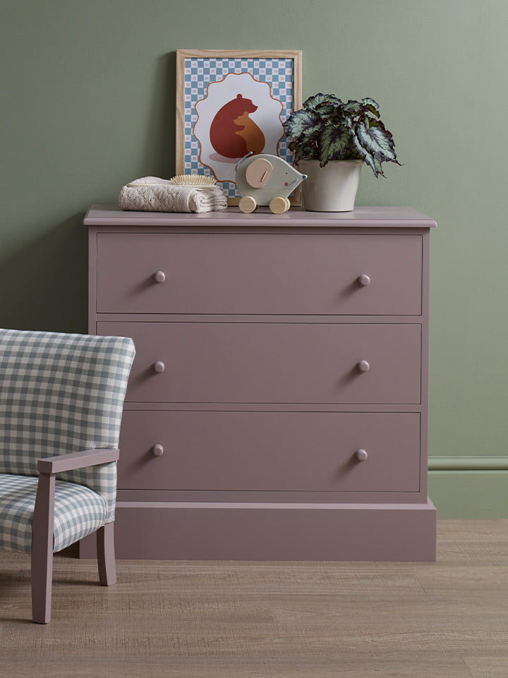 Grey chest of drawers store with rose gold handles