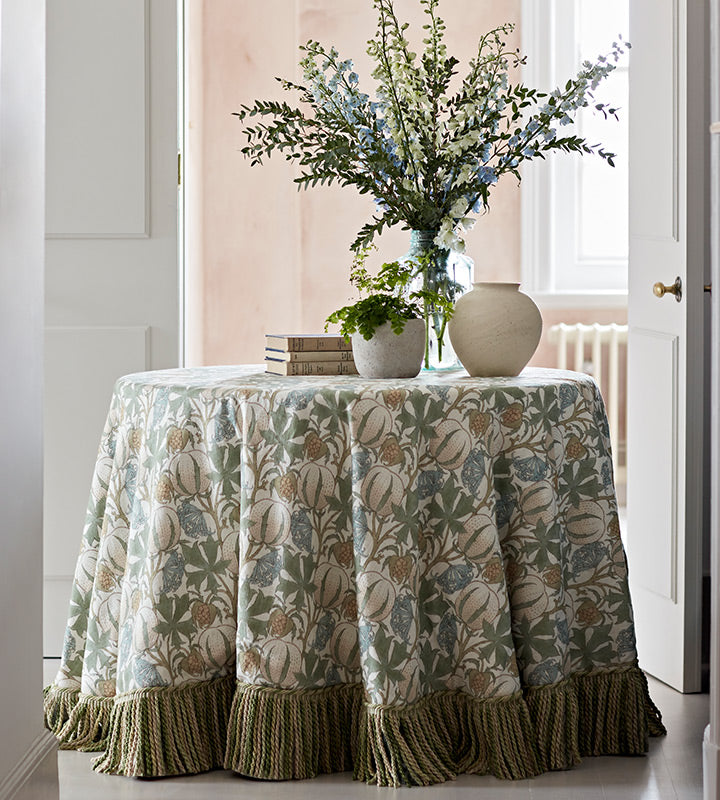 Rochester dining table