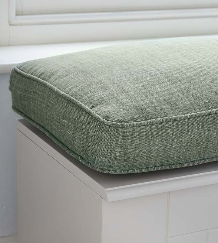 Feather & foam seat pads with loose covers