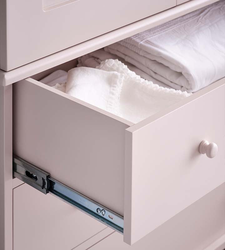 Ripley chest of drawers